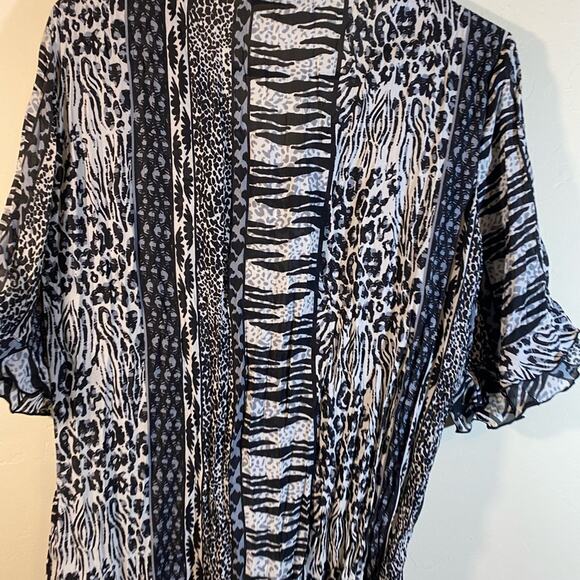 Signature By Larry Levine Black White Top Size Medium - Picture 10 of 10